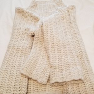 Supremely soft, warm Aerie Sweater